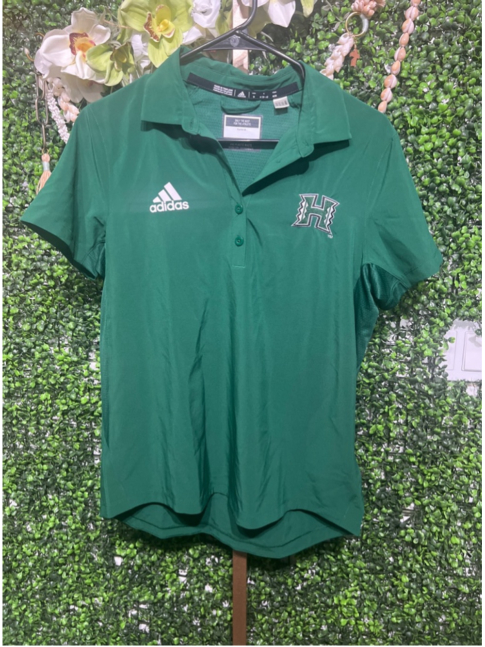 Women's Adidas Green Short Sleeve Tee M with Hawaii Logo Polo Medium